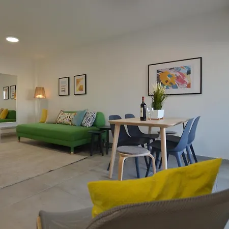Eleni Center 2 Bedroom Flat Appartamento *