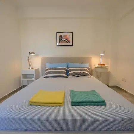 Apartament Eleni Center 2 Bedroom Flat Larnaca