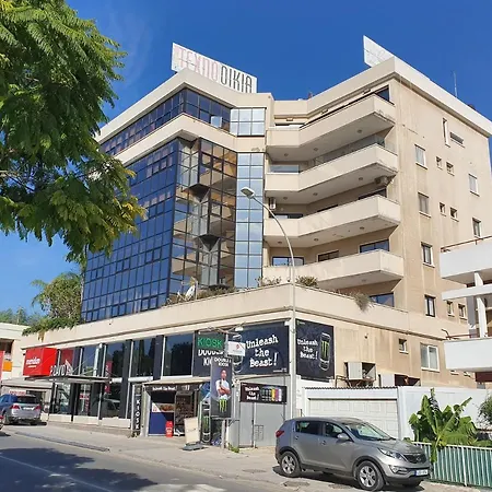 Eleni Center 2 Bedroom Flat Apartament *